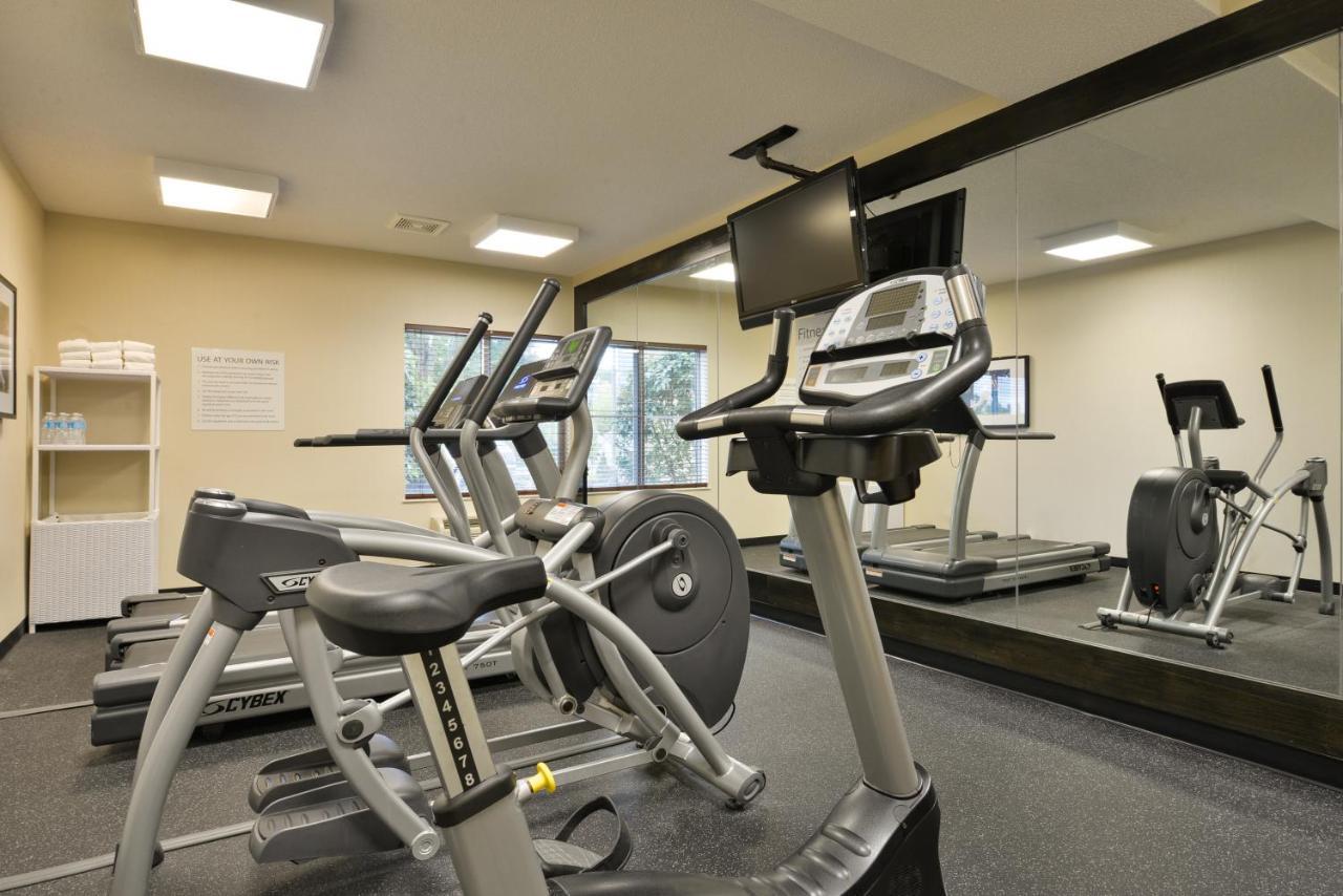 Holiday Inn Express Boston-Milford By Ihg Eksteriør bilde