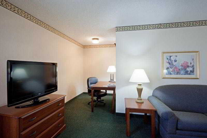 Holiday Inn Express Boston-Milford By Ihg Rom bilde